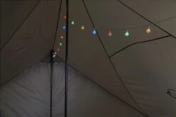 Easy Camp Globe Lichtsnoer Kleurenmix 15 Lampen - 2 Meter 6 Easy Camp Globe Lichtsnoer Kleurenmix 15 Lampen - 2 Meter -Winkel Voor Kampeerartikelen 1268 1900 67c93ed5 e0e9 4436 bb85 bb6ad4e4c883 1280x960
